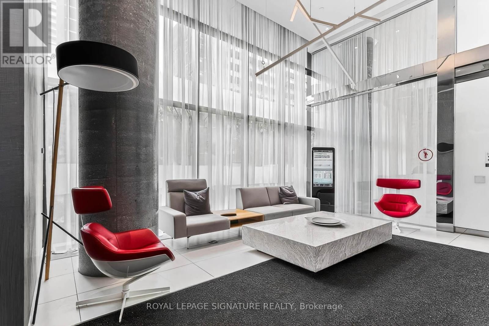 1110 - 185 ROEHAMPTON AVENUE Image 26