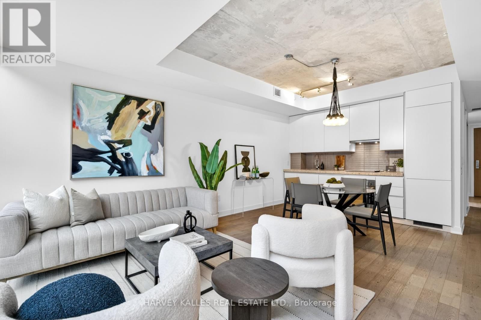 604 - 38 STEWART STREET Image 1