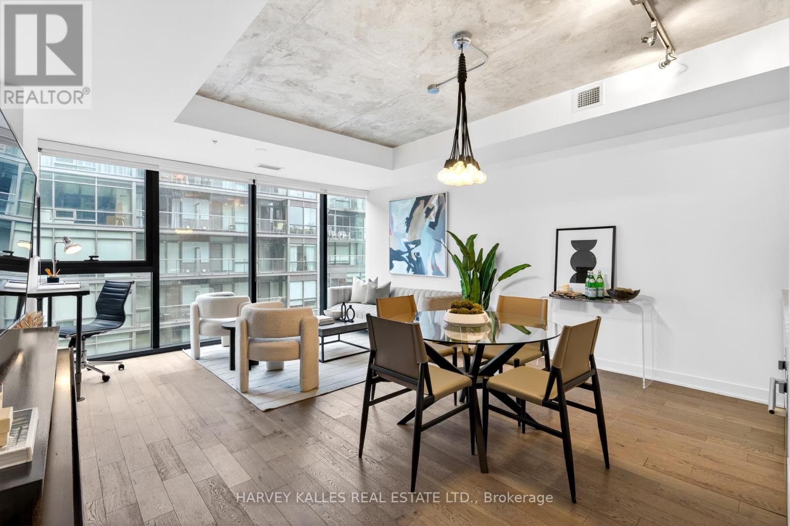 604 - 38 STEWART STREET Image 12