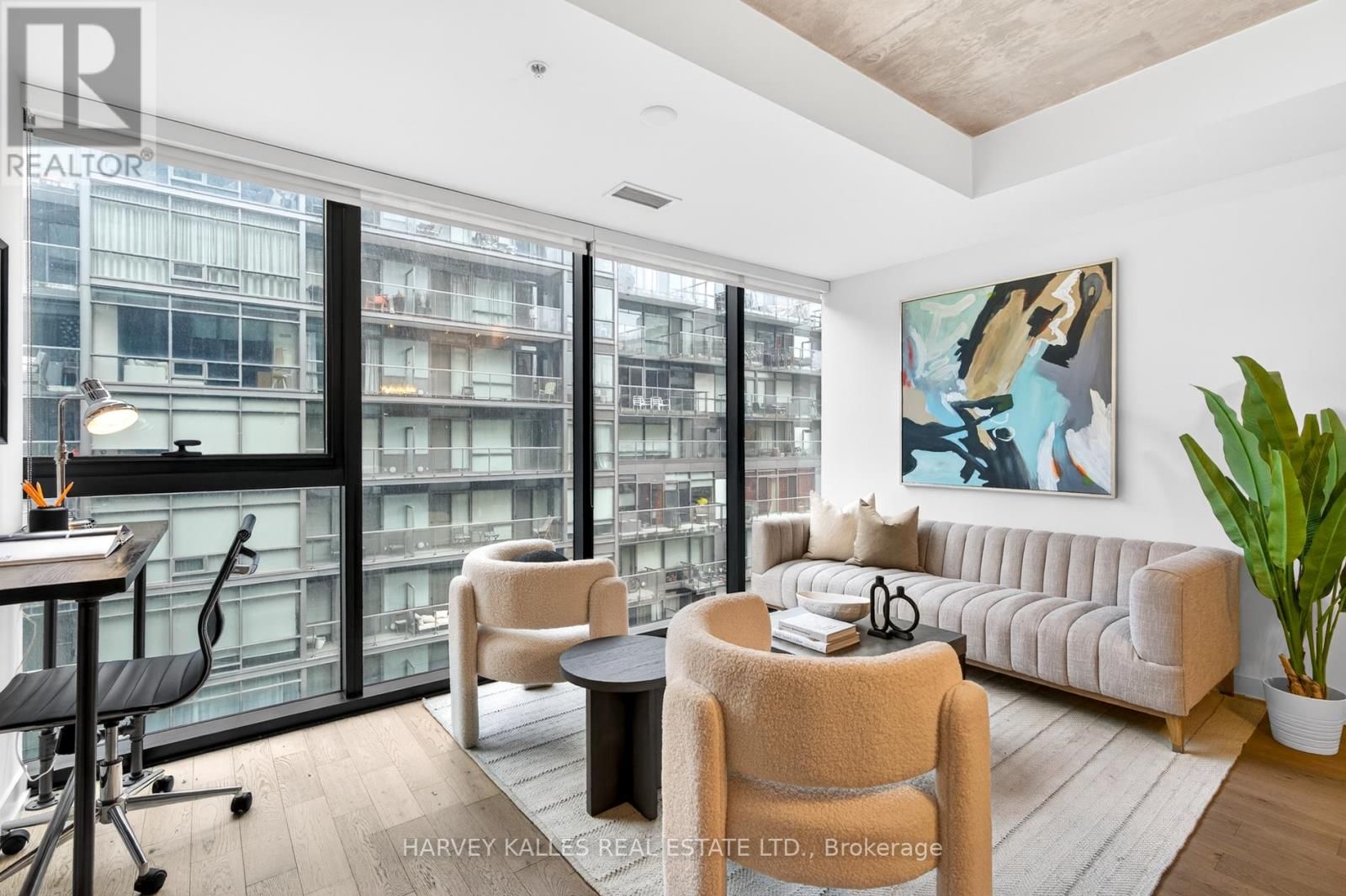 604 - 38 STEWART STREET Image 15