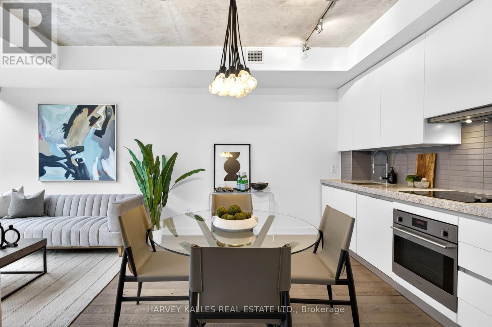 604 - 38 STEWART STREET Image 22