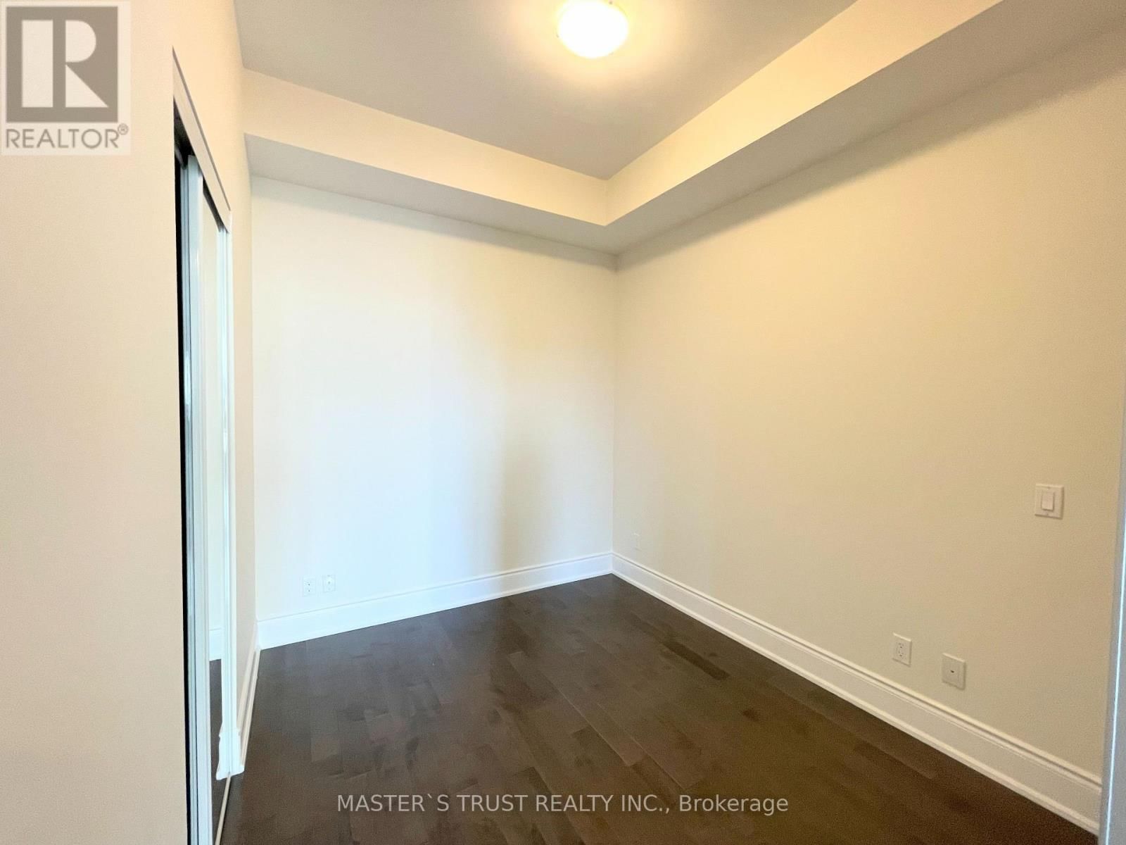 917 - 23 GLEBE ROAD WEST Image 13