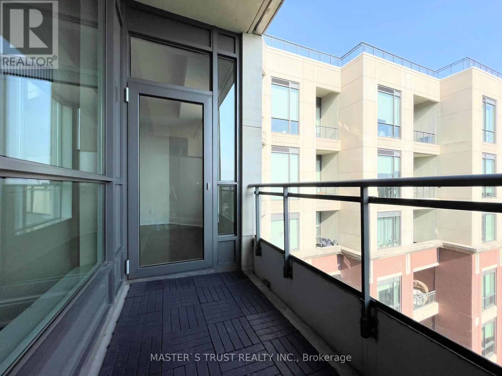 917 - 23 GLEBE ROAD WEST Image 18