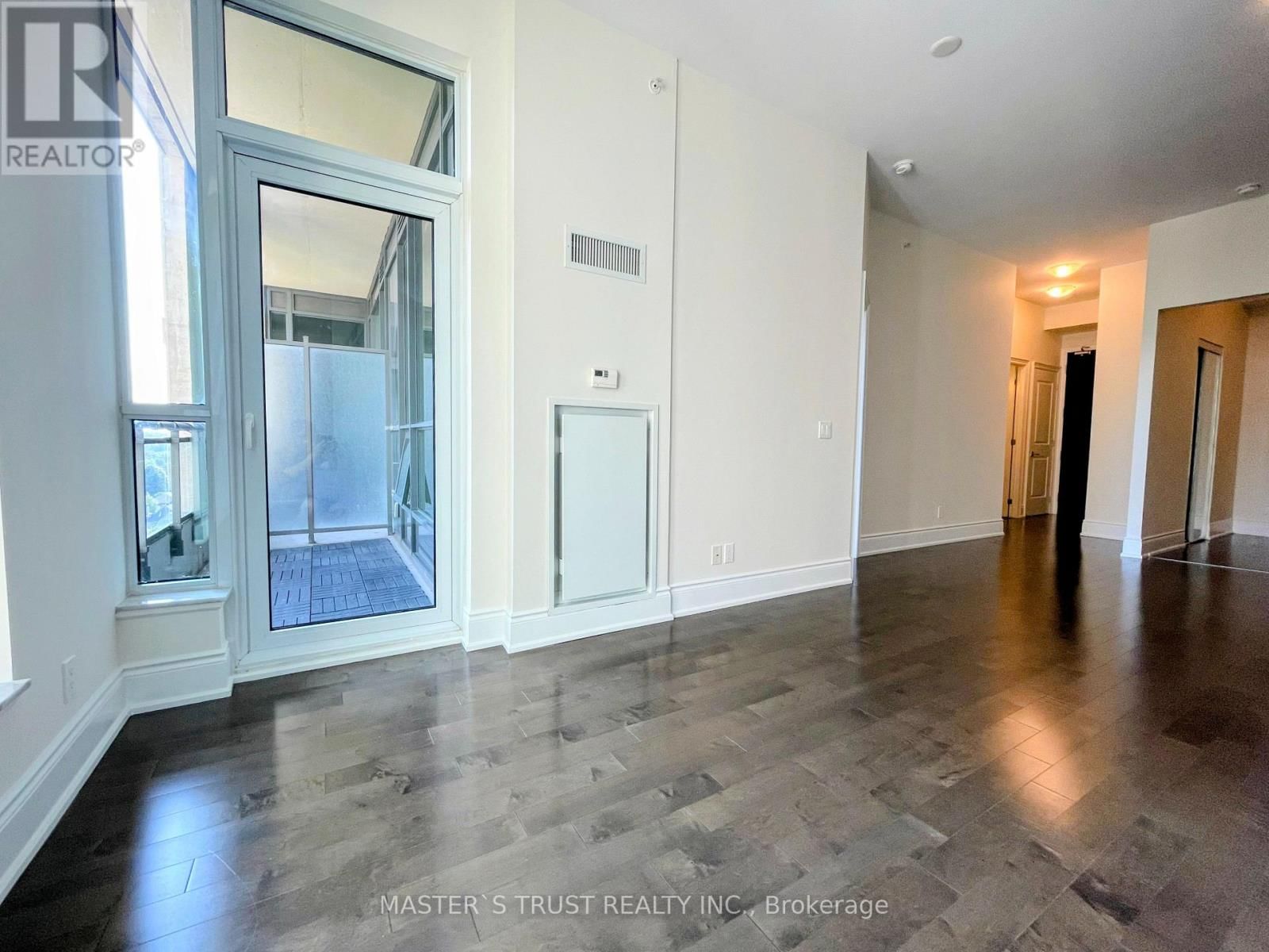 917 - 23 GLEBE ROAD WEST Image 3