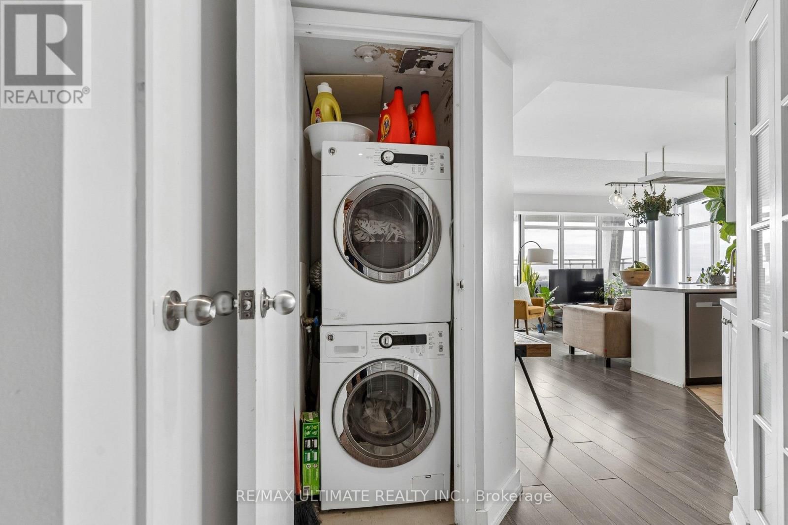 1216 - 650 QUEENS QUAY WEST Image 16