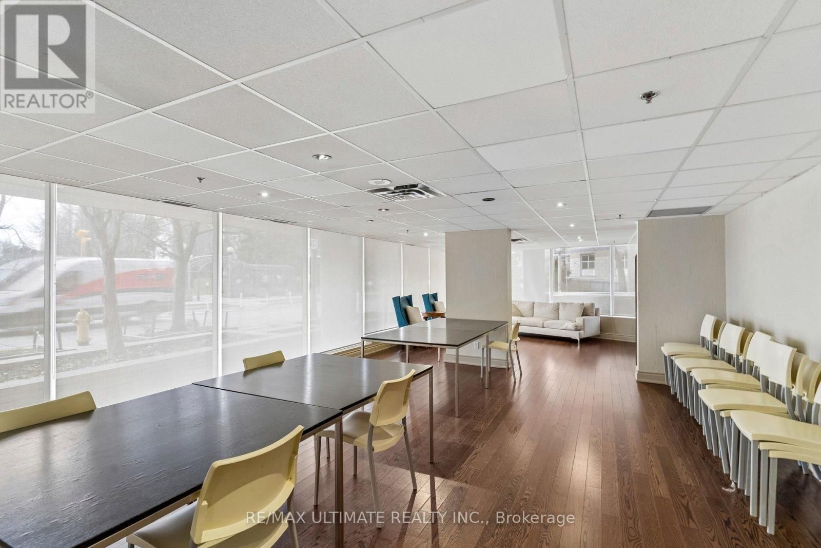 1216 - 650 QUEENS QUAY WEST Image 22