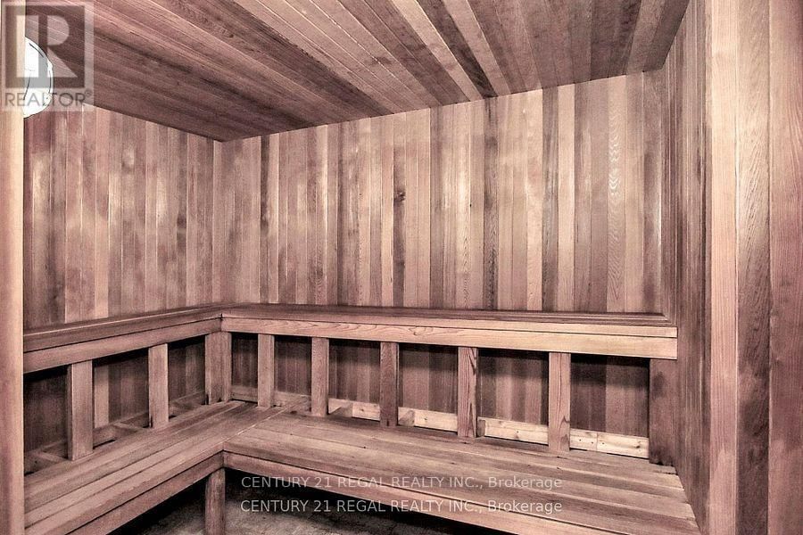 2706 - 19 GRAND TRUNK CRESCENT Image 16