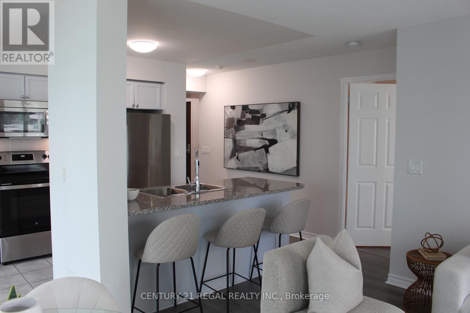 2706 - 19 GRAND TRUNK CRESCENT Image 20