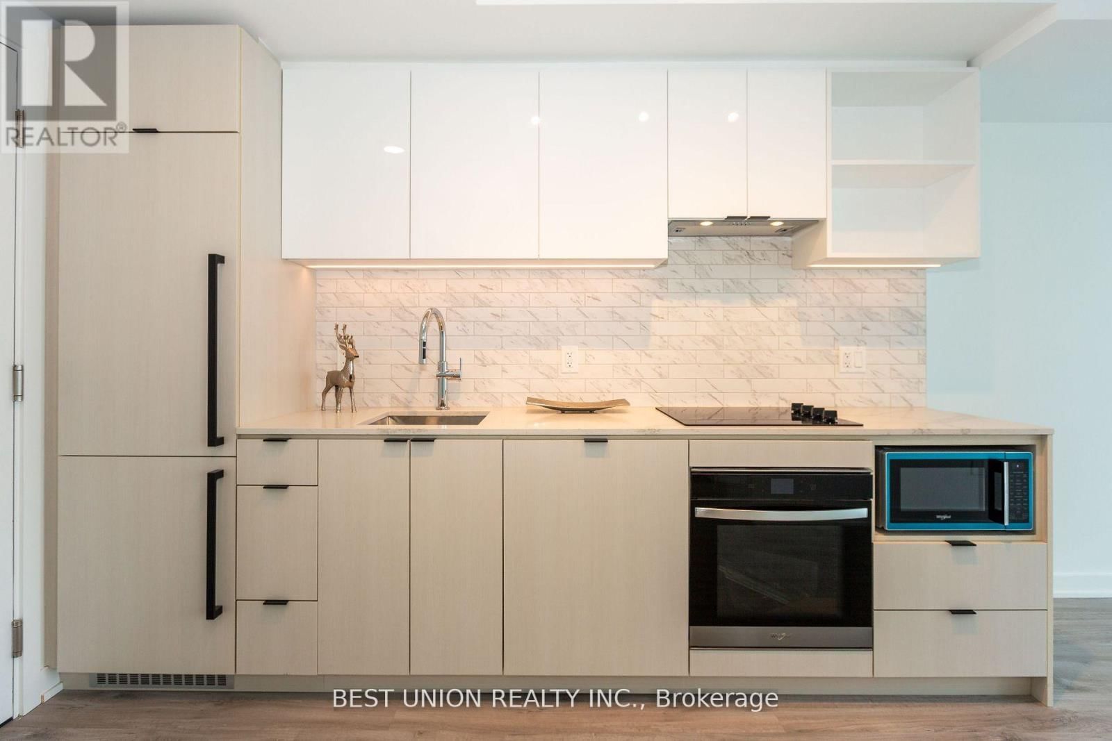 4816 - 252 CHURCH STREET EAST Image 9