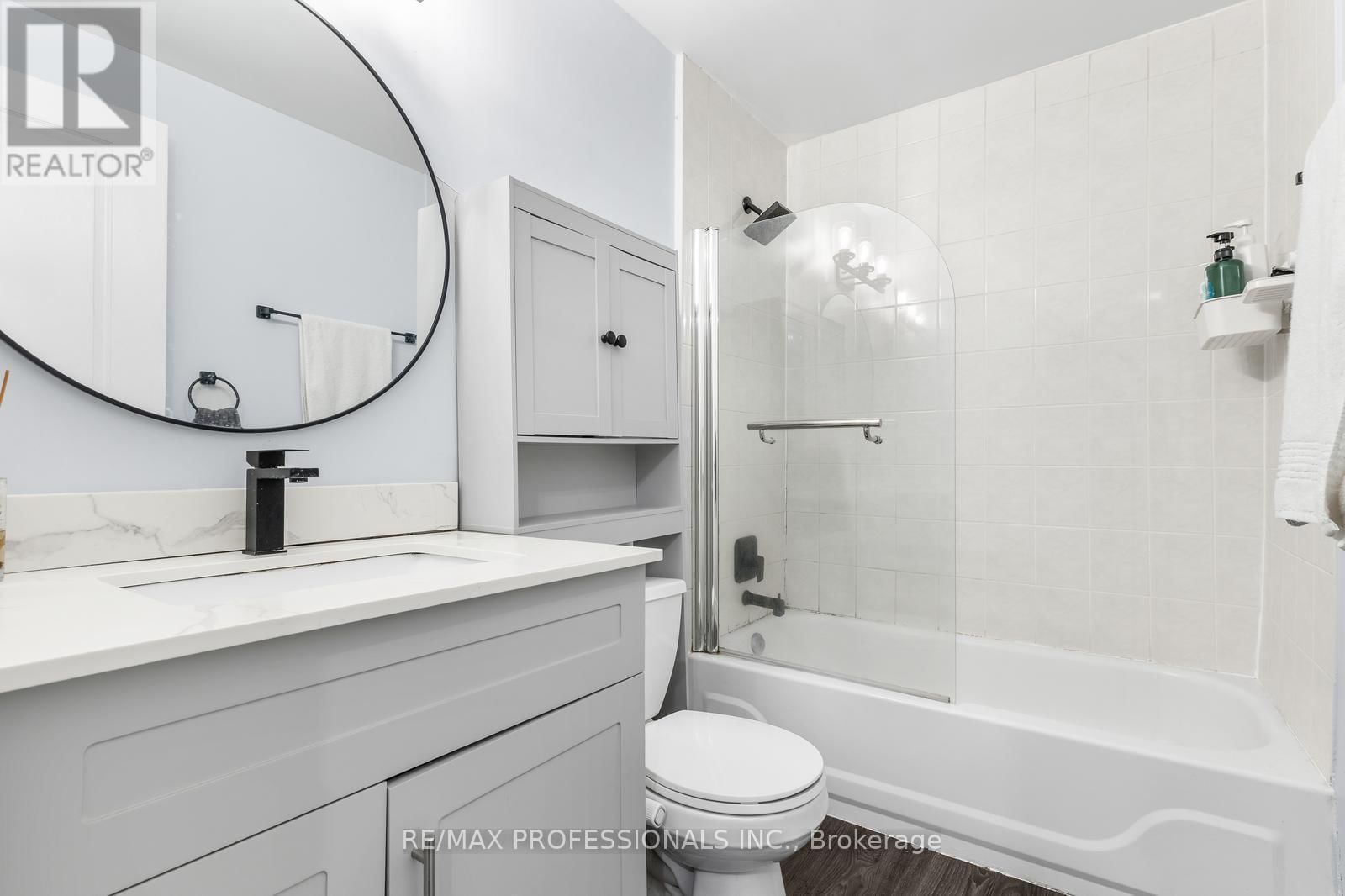 105 - 412 JARVIS STREET Image 14