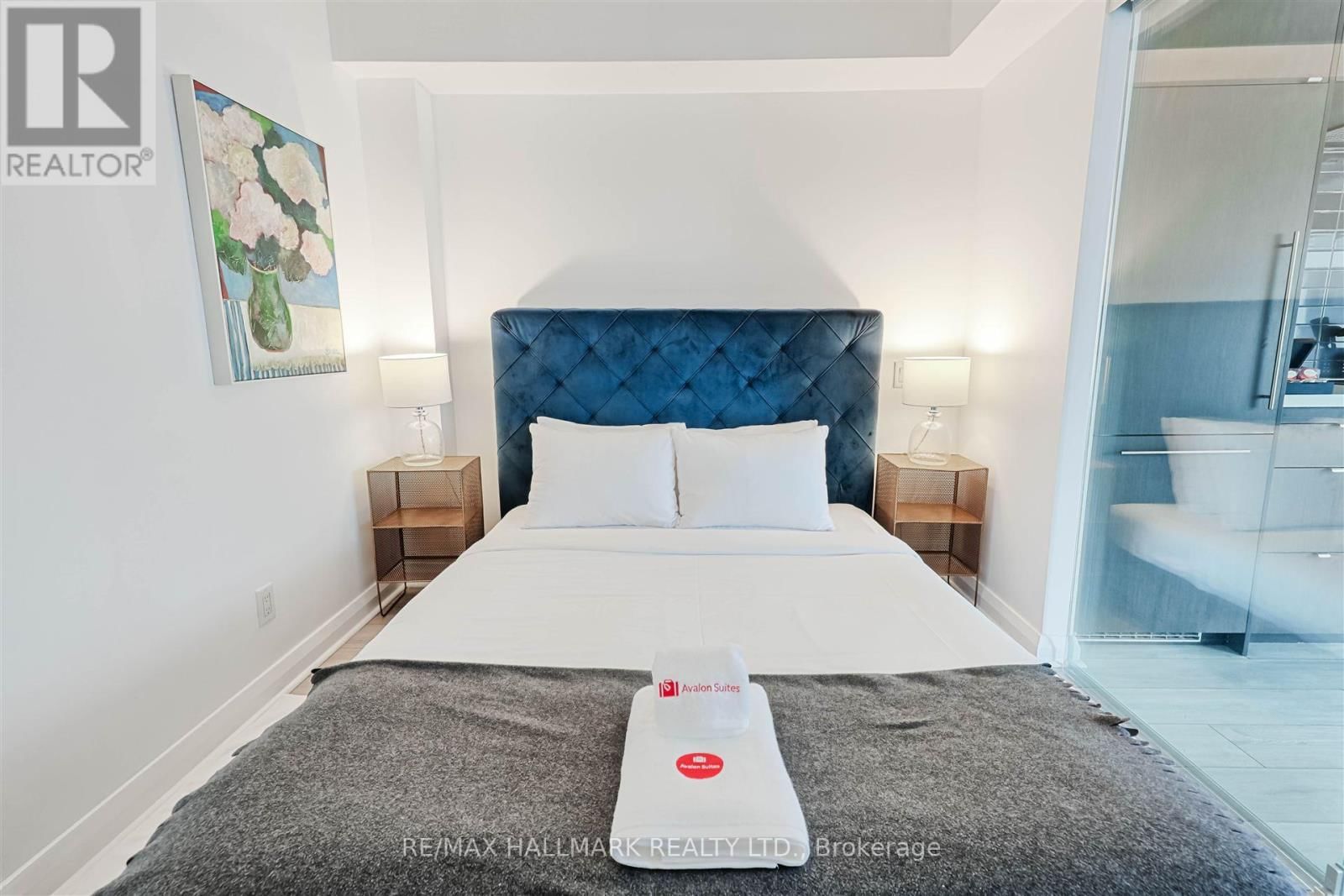 1412 - 155 YORKVILLE AVENUE Image 5