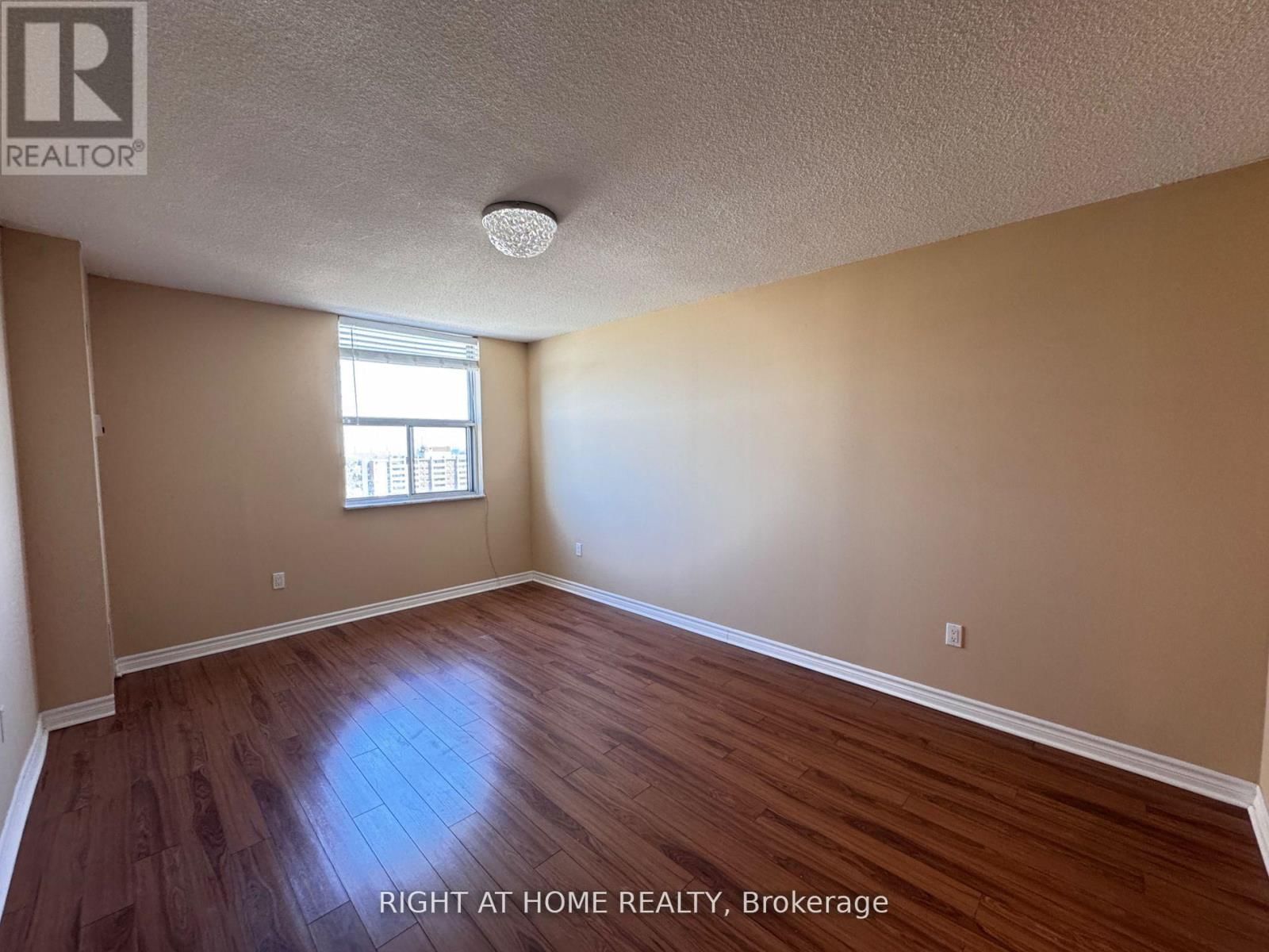 2104 - 205 HILDA AVENUE Image 11