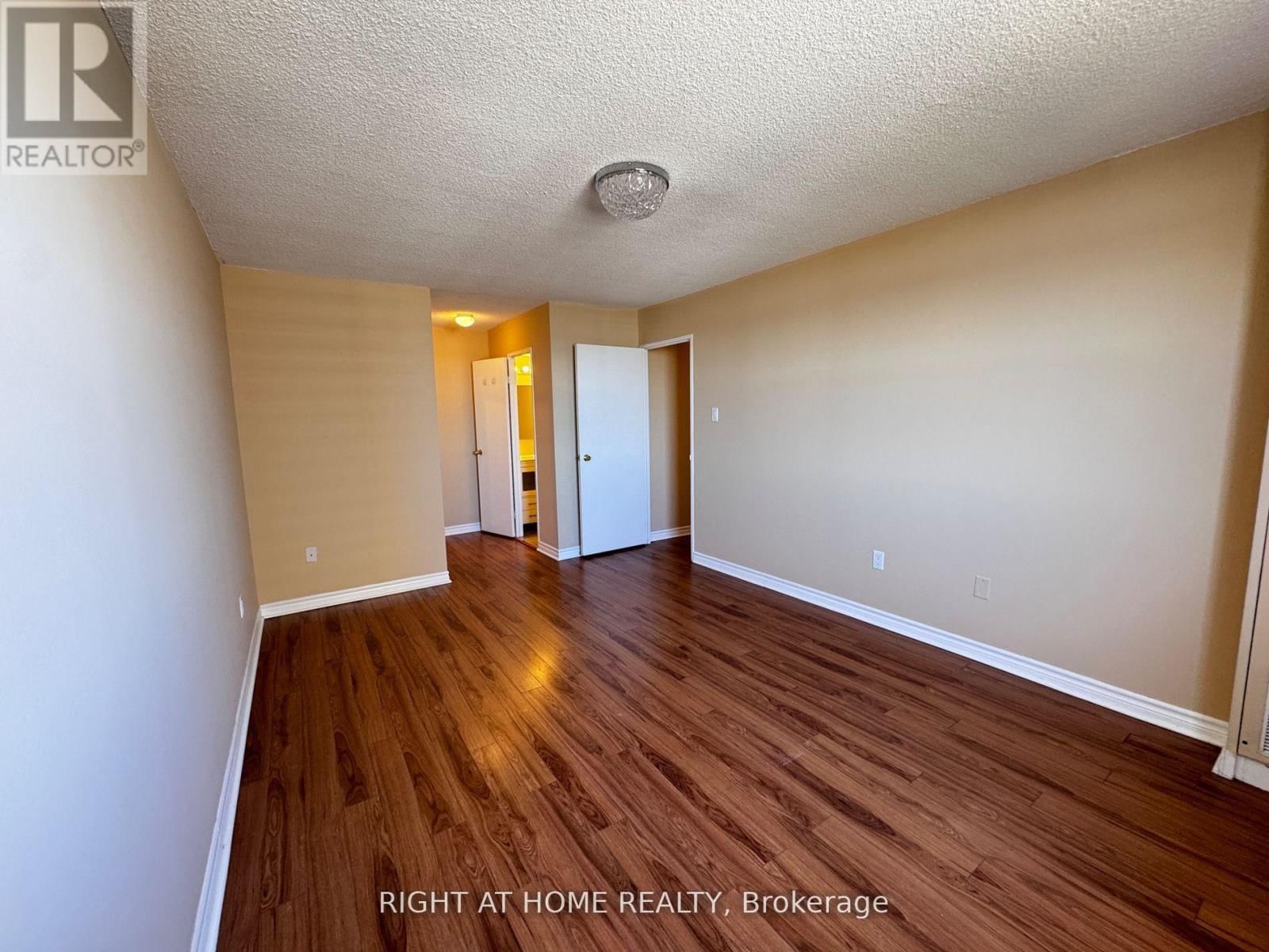 2104 - 205 HILDA AVENUE Image 12