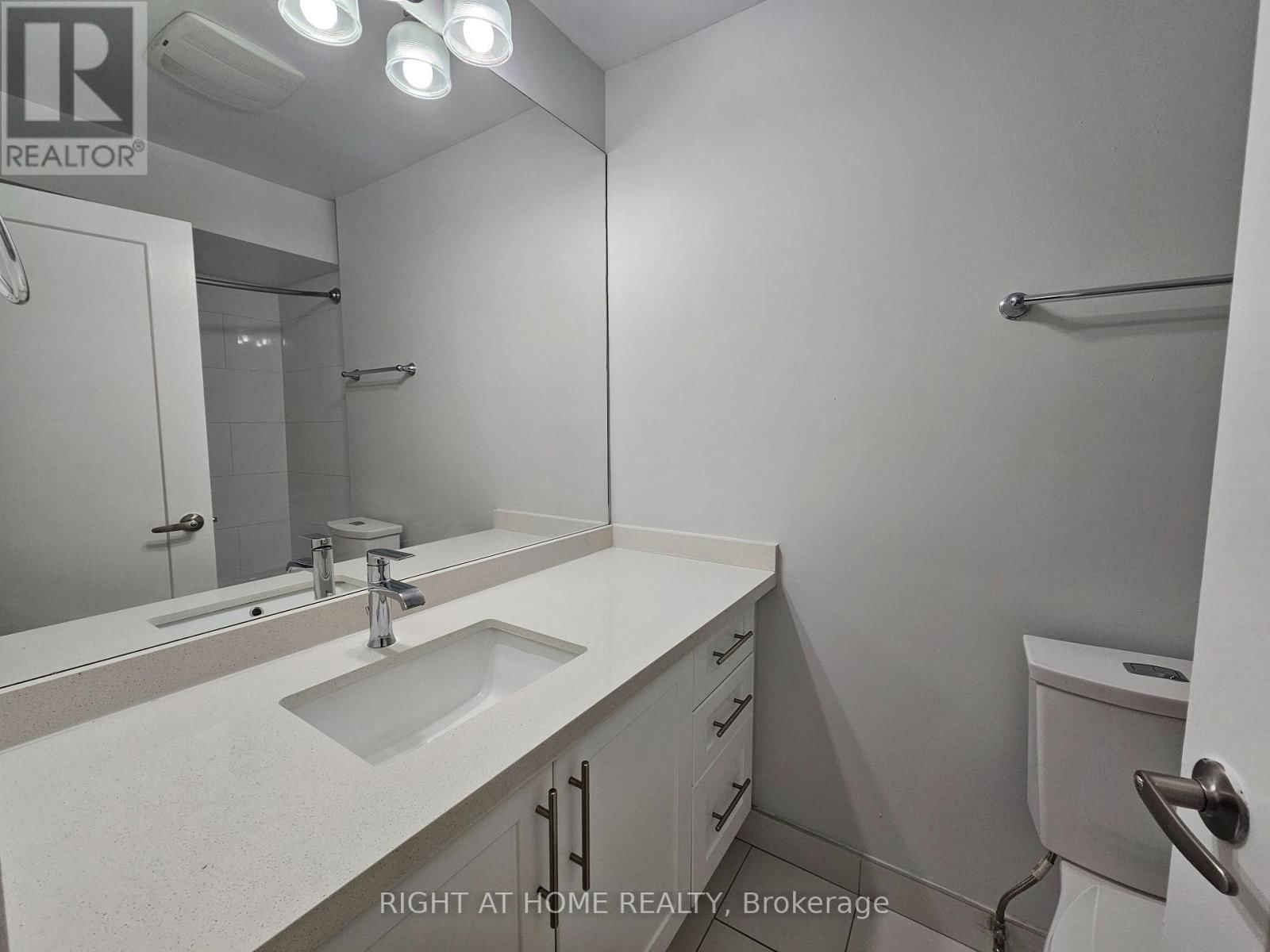 301 - 505 CHURCH STREET Image 19