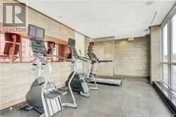 1702 - 121 MCMAHON DRIVE Image 9