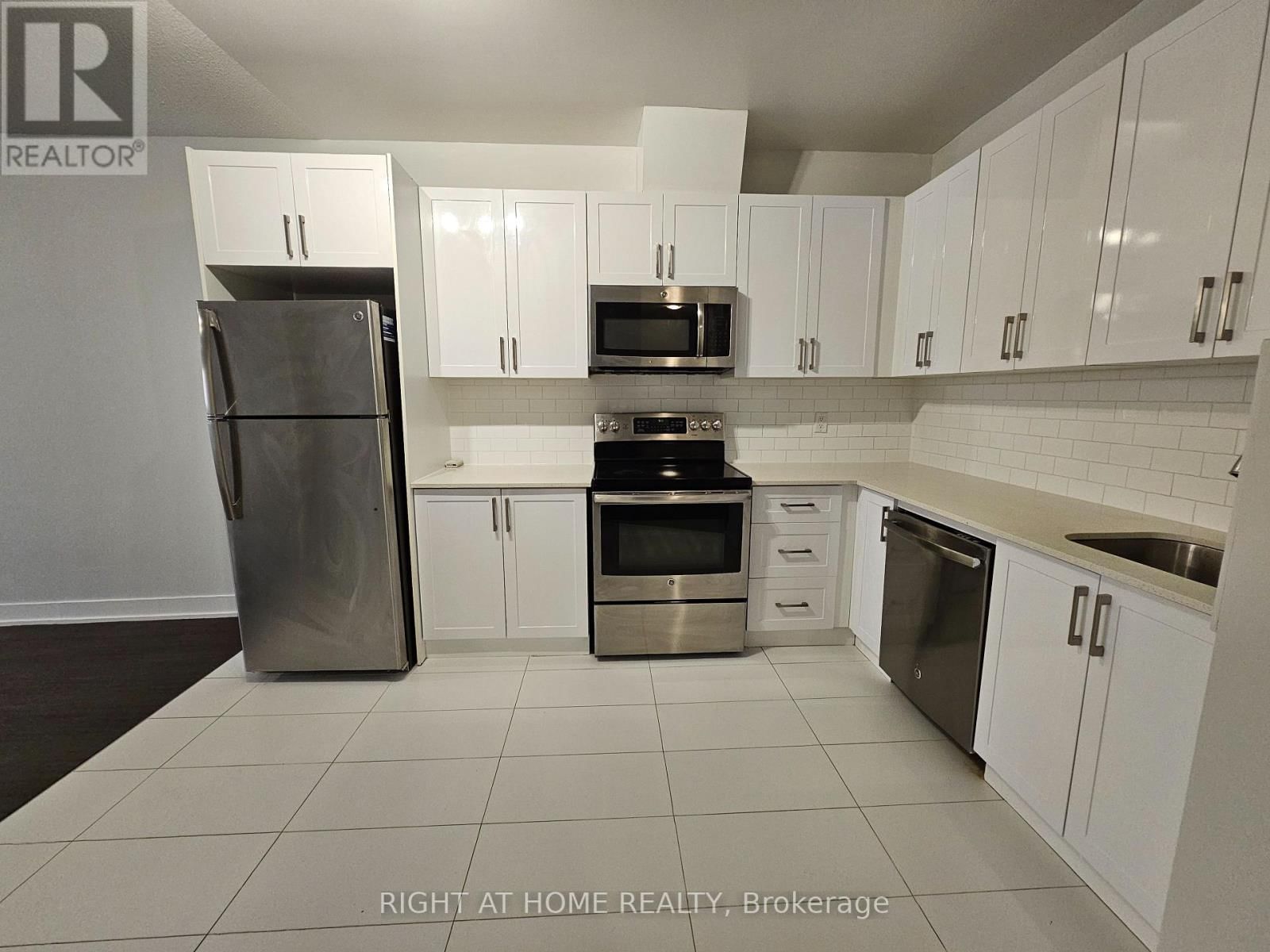 304 - 1801 EGLINTON AVENUE WEST Image 1