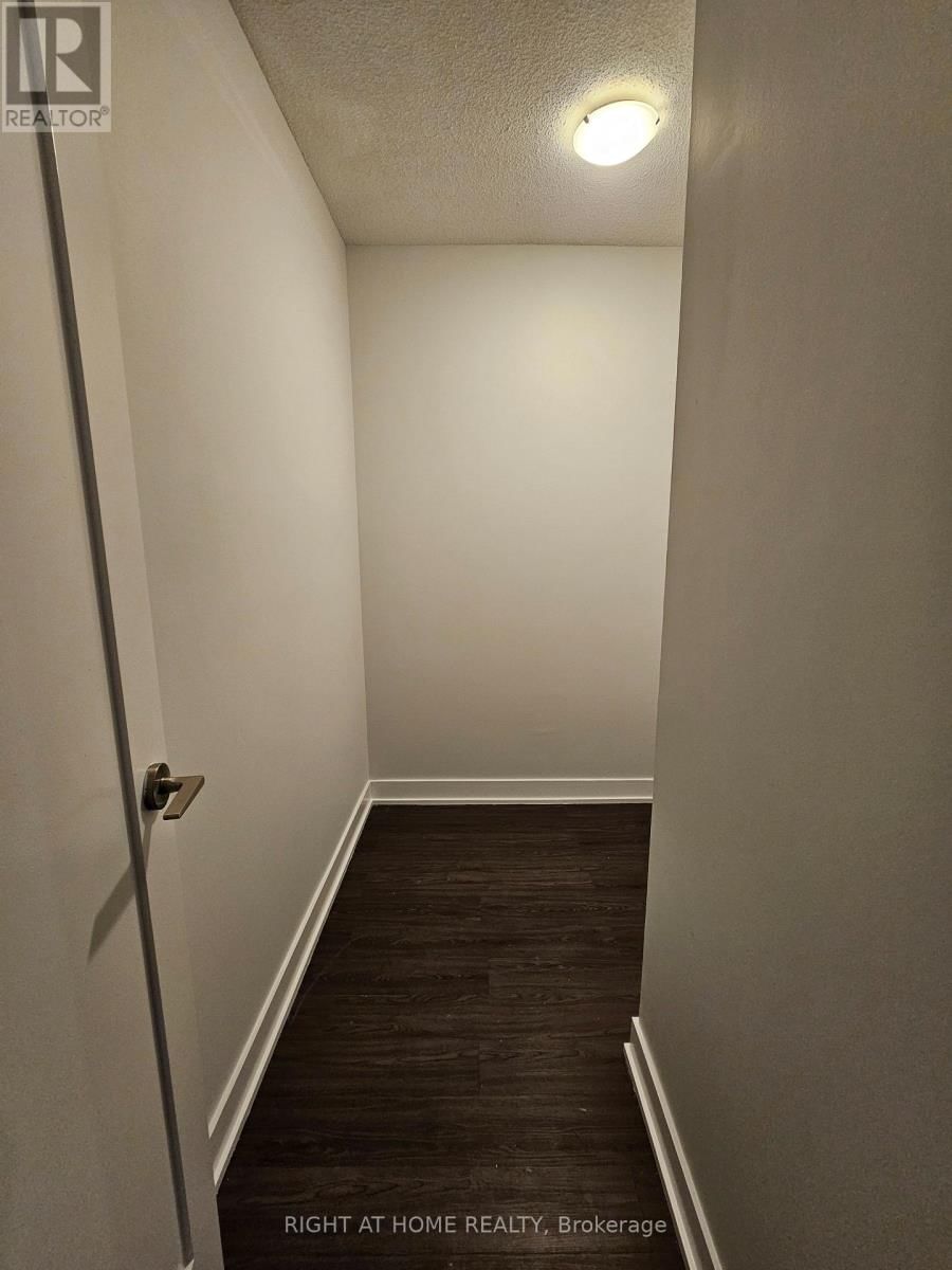 304 - 1801 EGLINTON AVENUE WEST Image 15