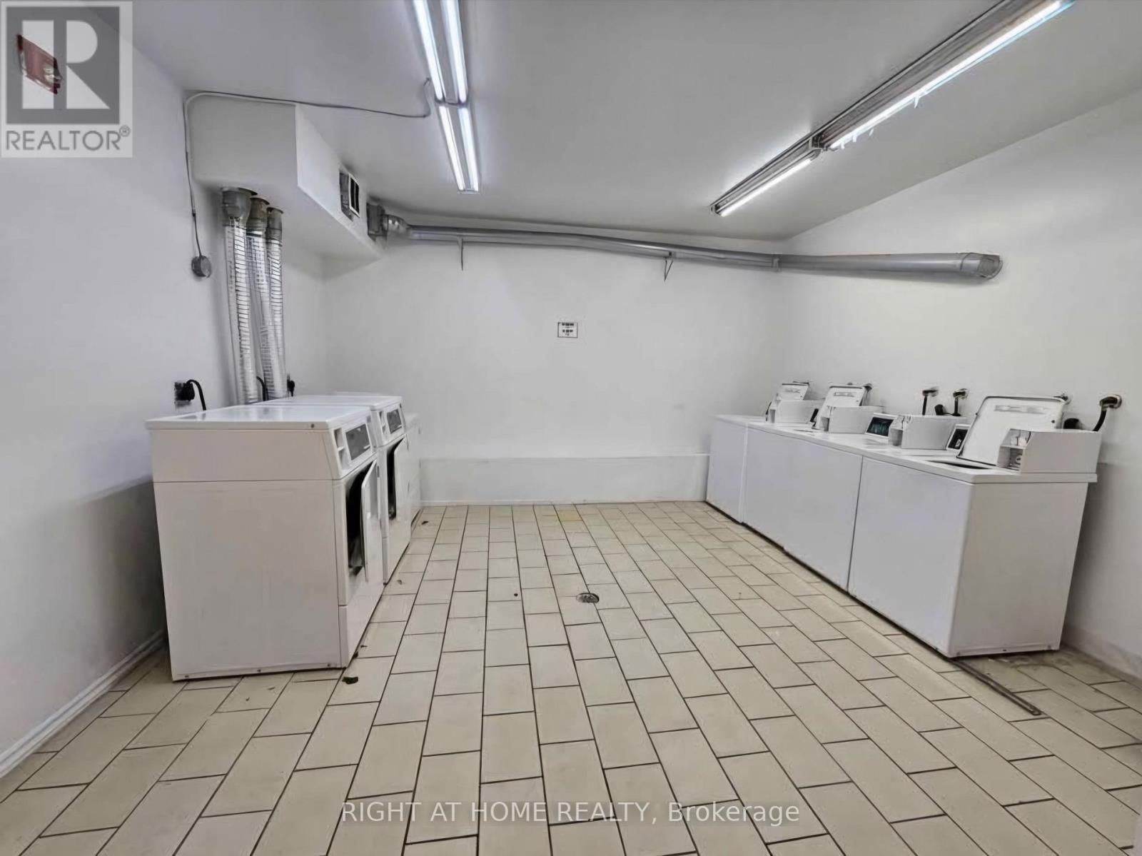 304 - 1801 EGLINTON AVENUE WEST Image 20