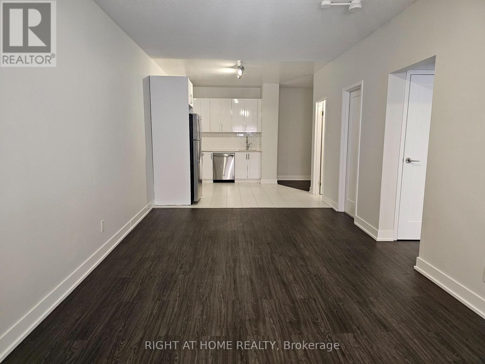 304 - 1801 EGLINTON AVENUE WEST Image 8