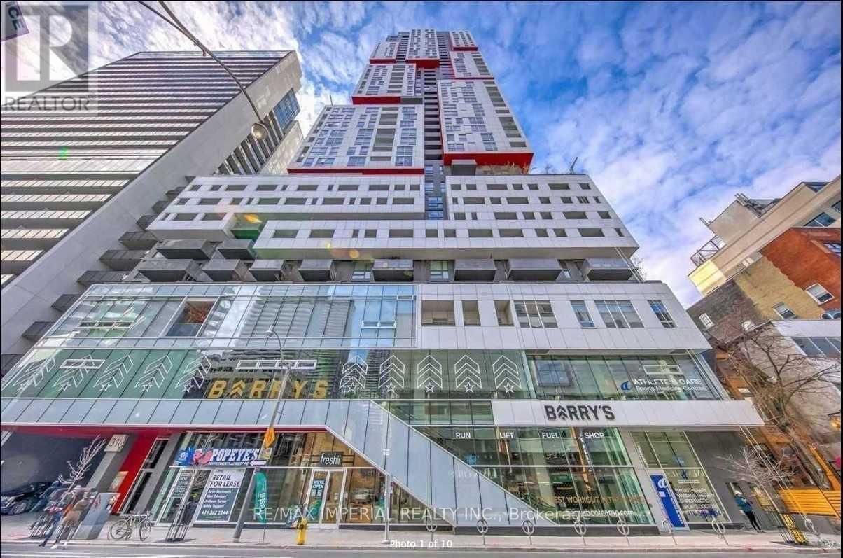 515 - 318 RICHMOND STREET WEST Image 15