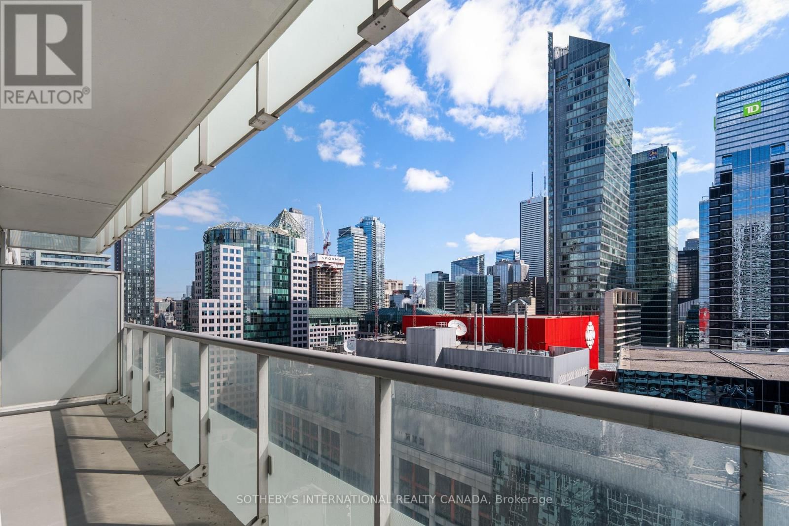 2409 - 300 FRONT STREET WEST Image 14