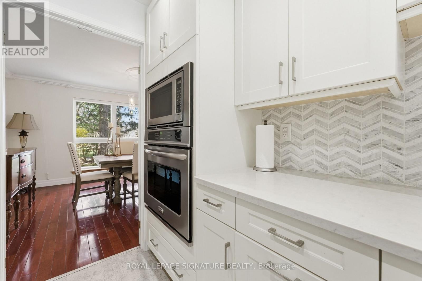 6 CRIMSON MILLWAY Image 14