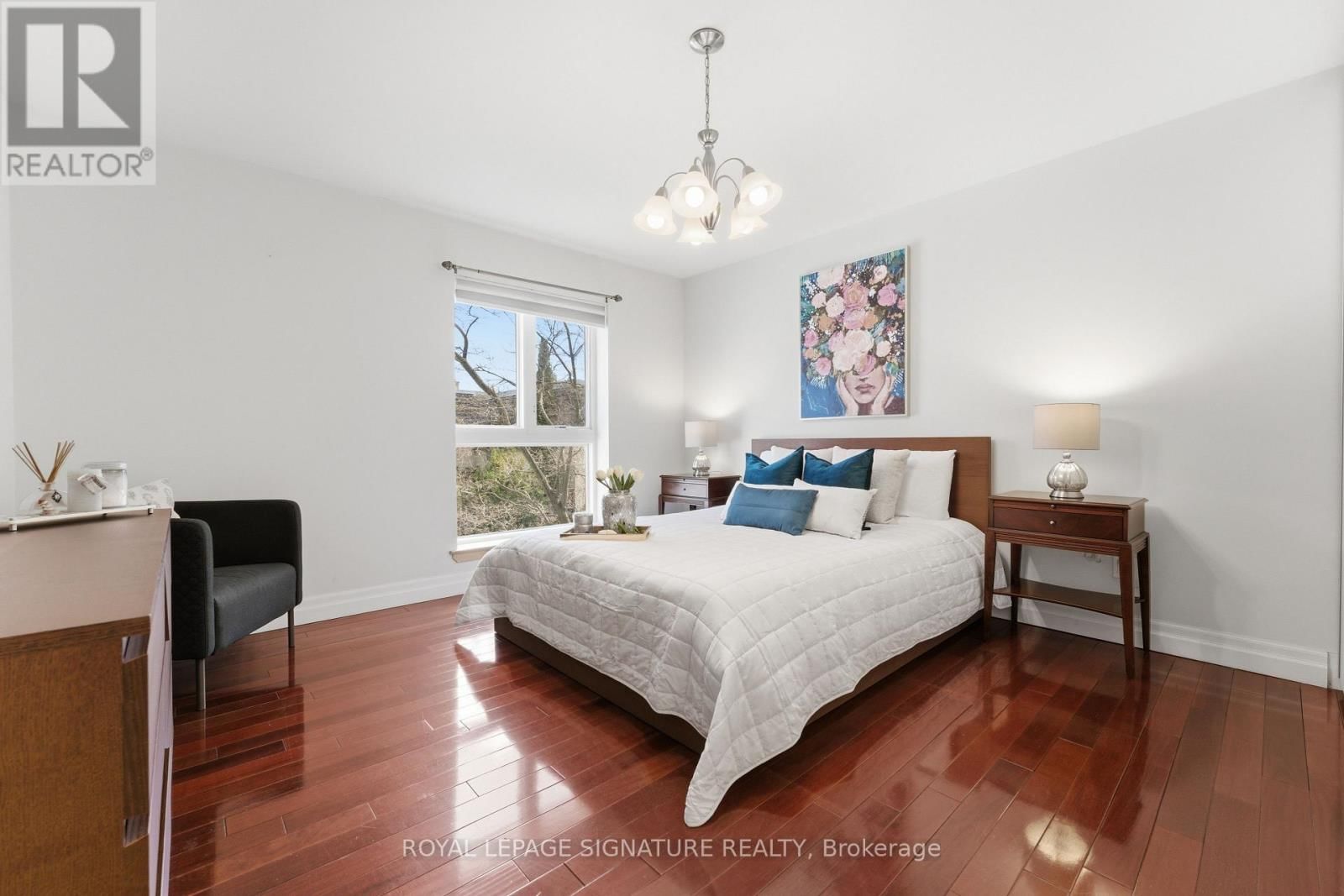 6 CRIMSON MILLWAY Image 17