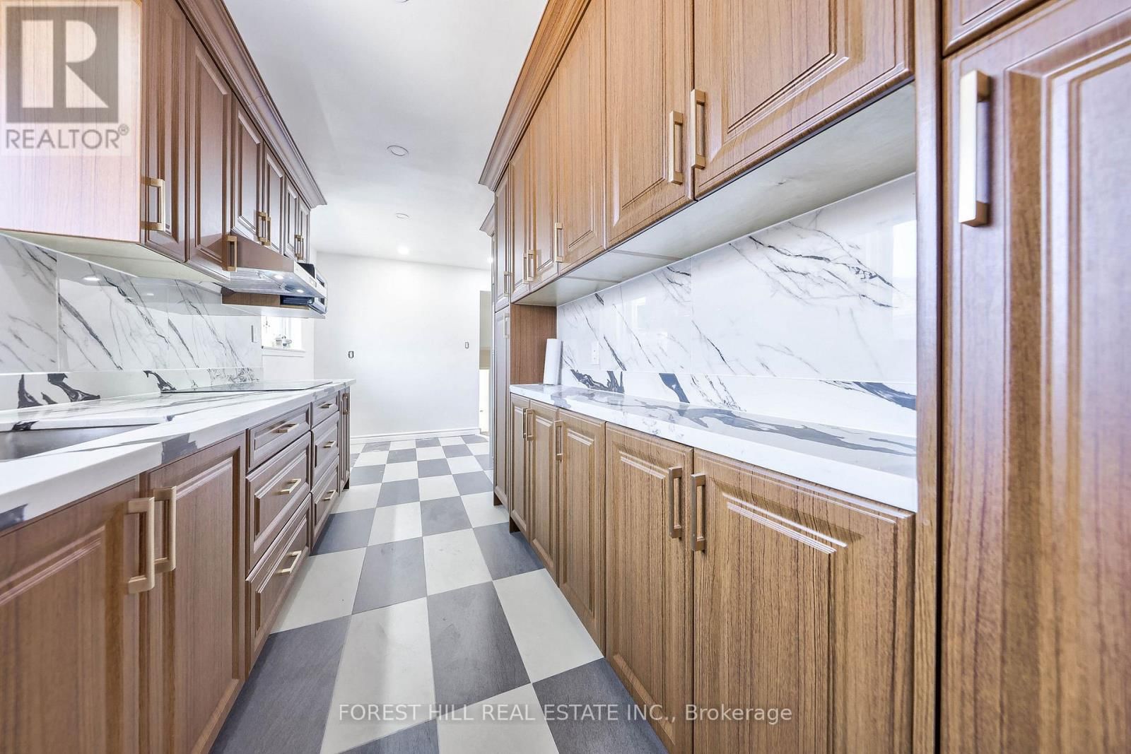 63 HOPPERTON DRIVE Image 13