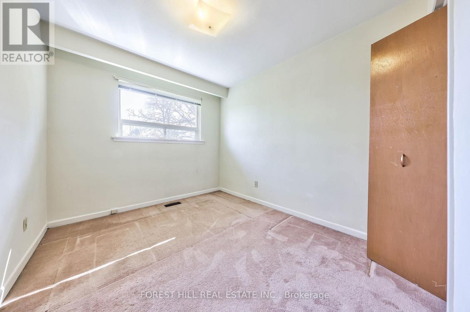 63 HOPPERTON DRIVE Image 16