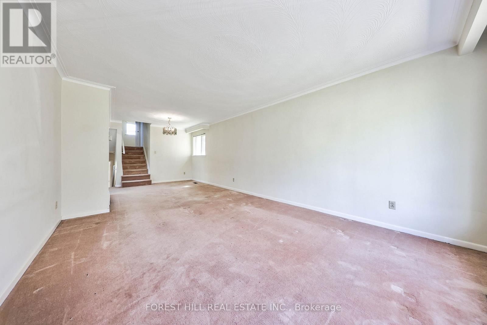 63 HOPPERTON DRIVE Image 6