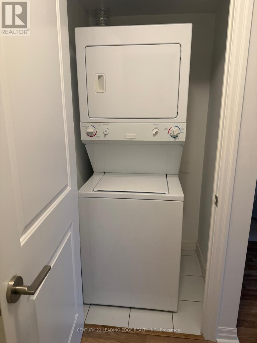 216 - 2035 SHEPPARD AVENUE EAST Image 12