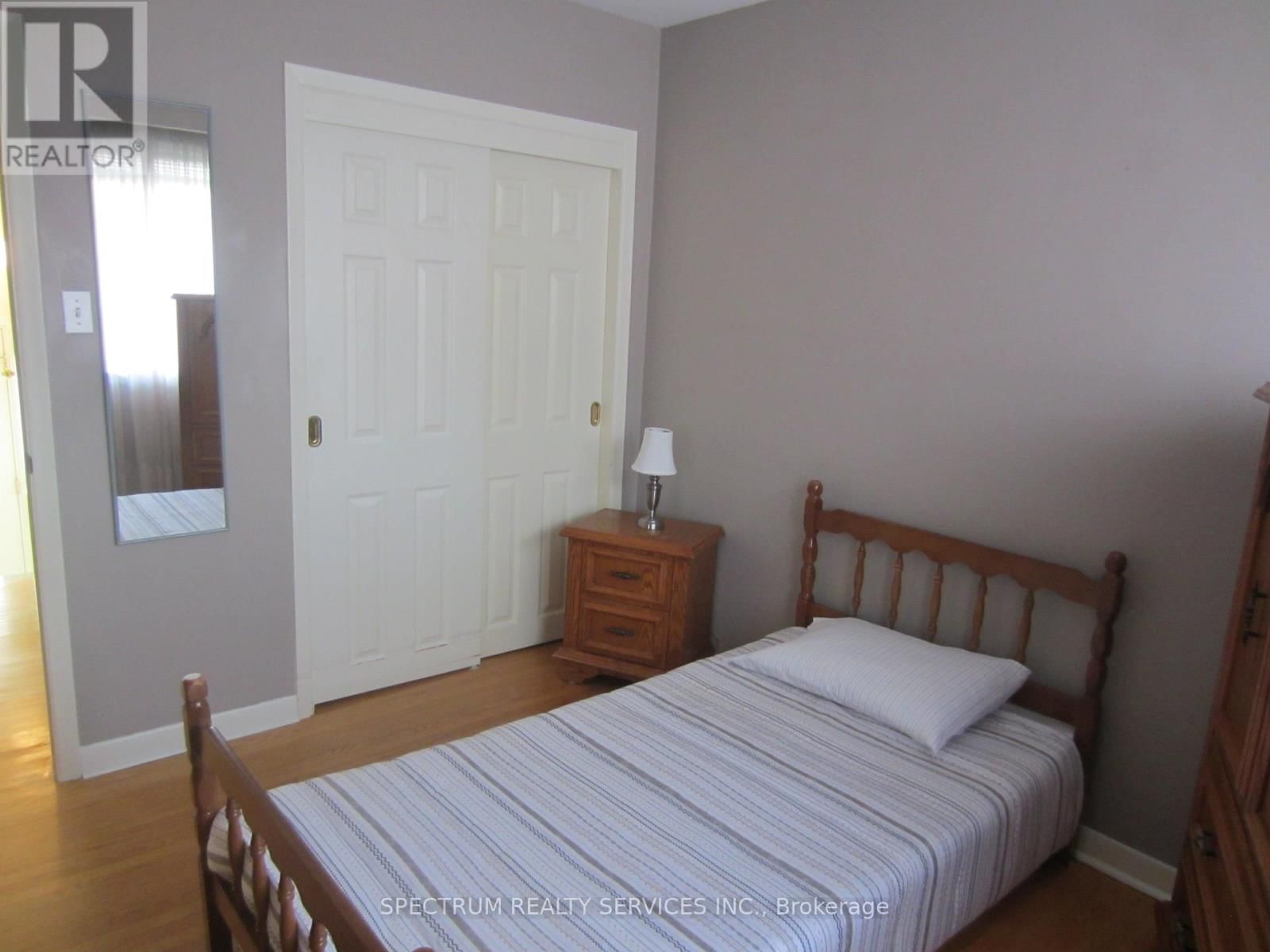 409 PATRICIA AVENUE Image 18