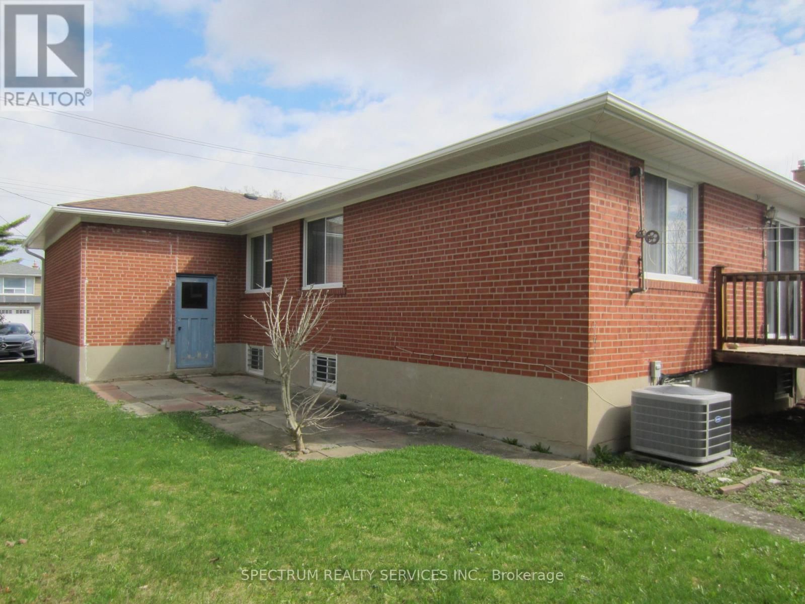 409 PATRICIA AVENUE Image 27