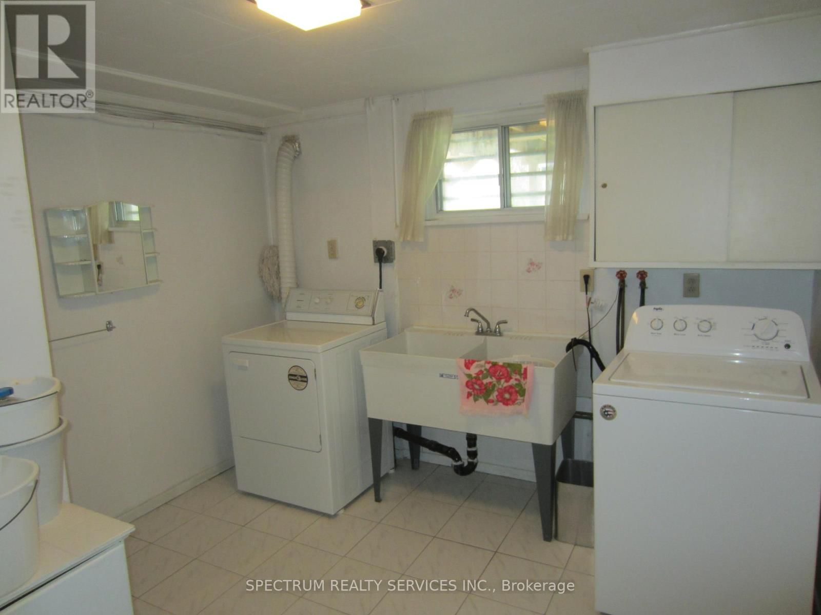 409 PATRICIA AVENUE Image 41