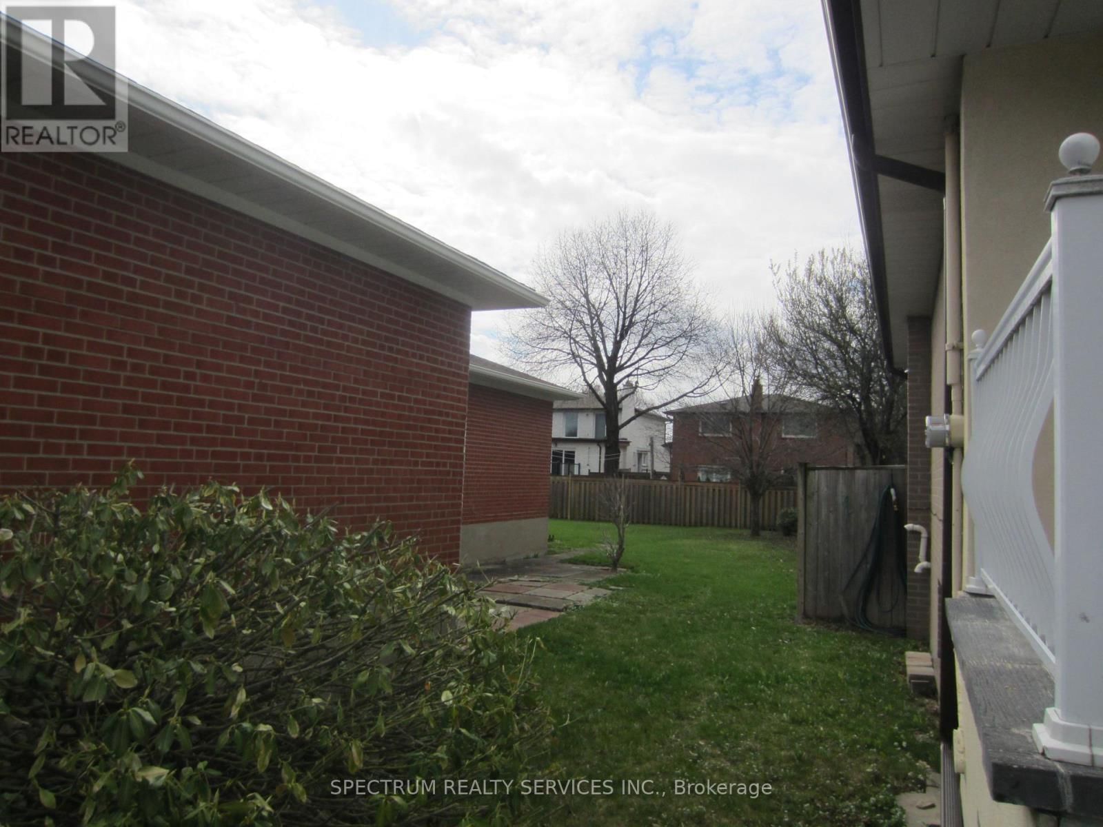 409 PATRICIA AVENUE Image 44