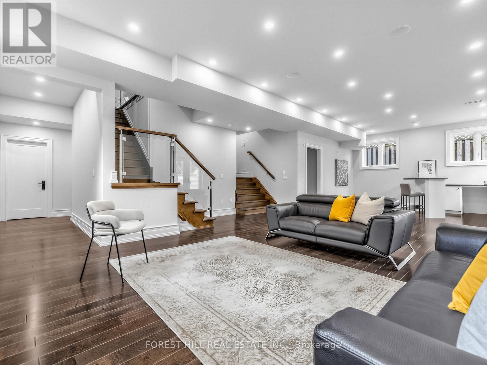 299 SPRING GARDEN AVENUE Image 34