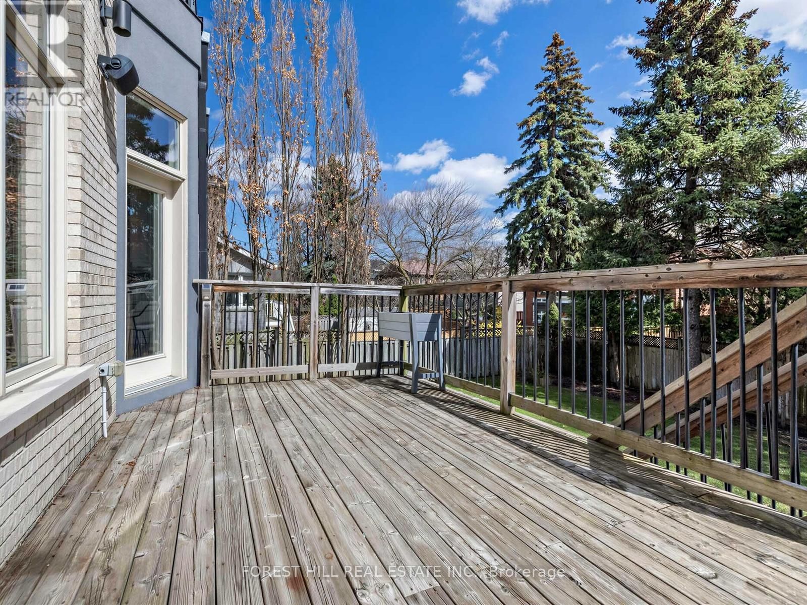 299 SPRING GARDEN AVENUE Image 38