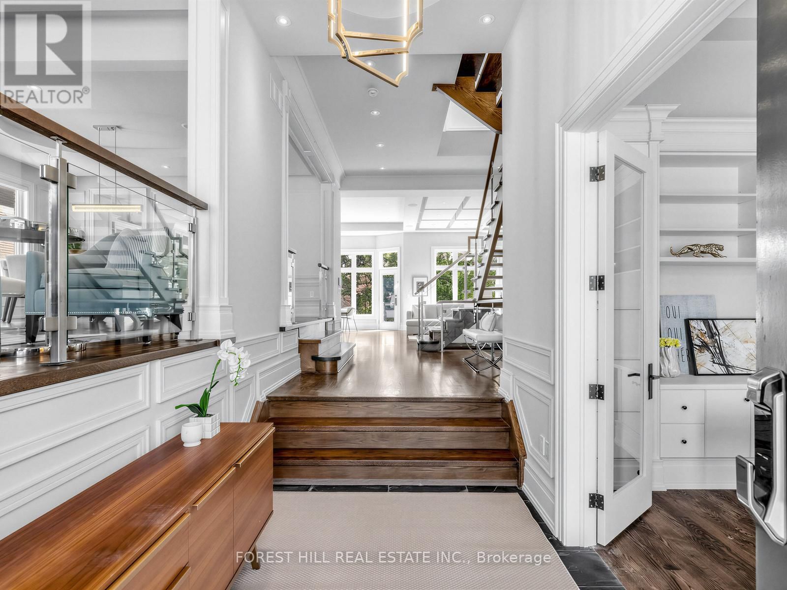 299 SPRING GARDEN AVENUE Image 4