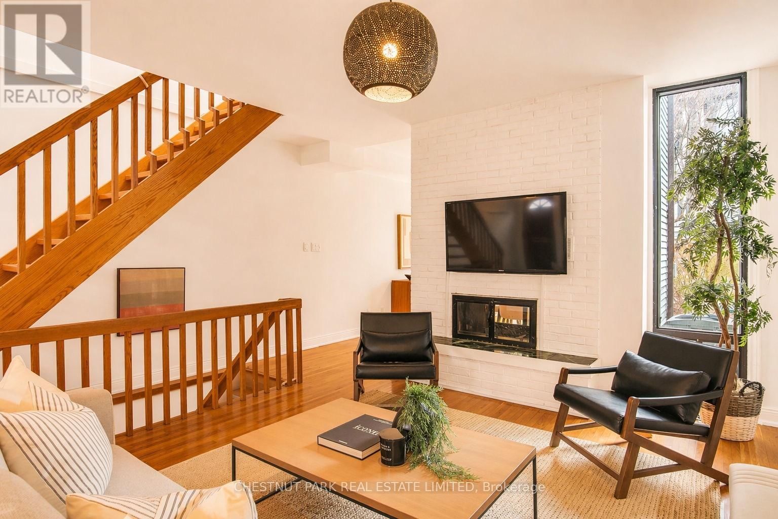 25 BISHOP STREET Image 10