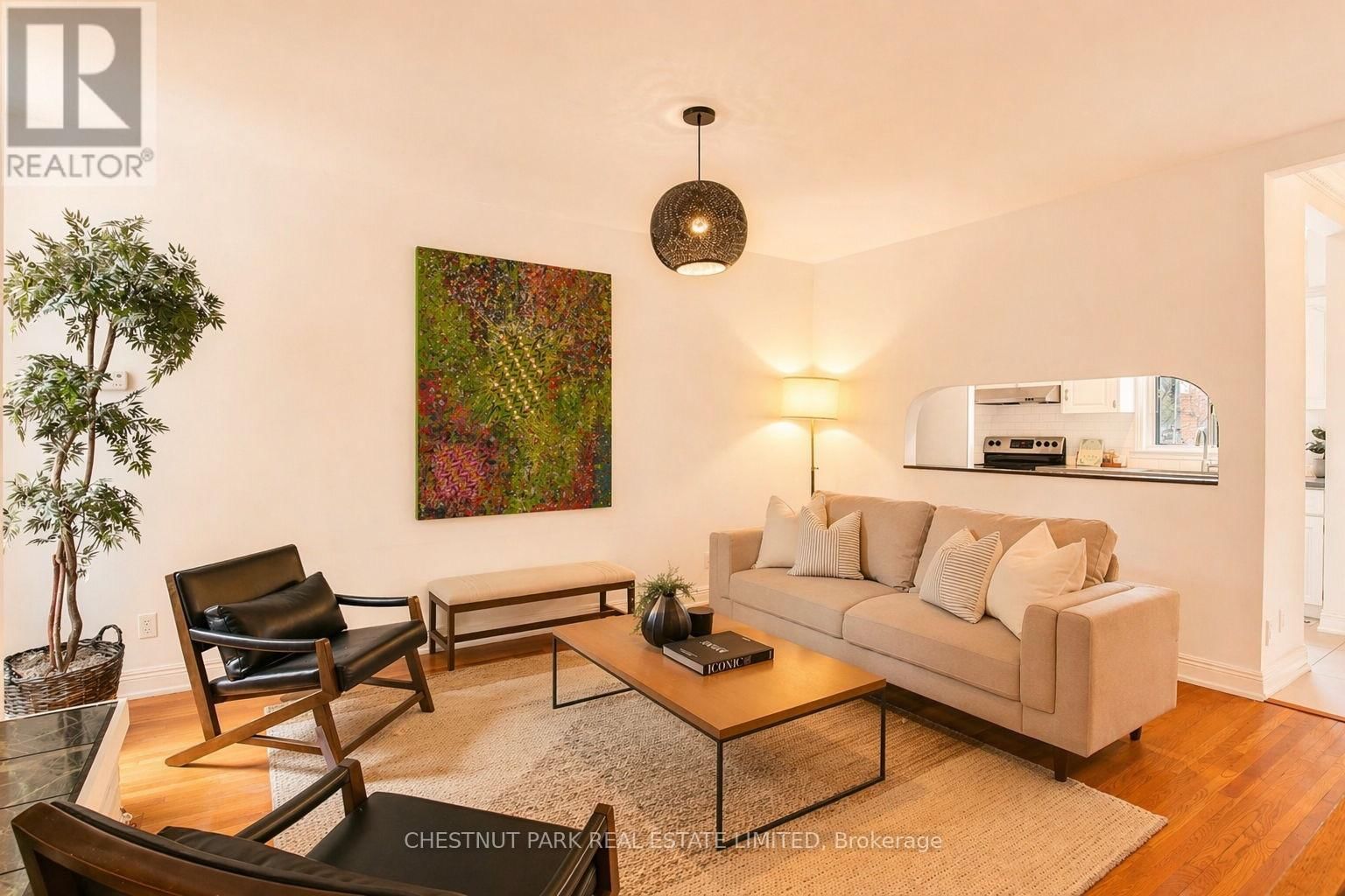 25 BISHOP STREET Image 12