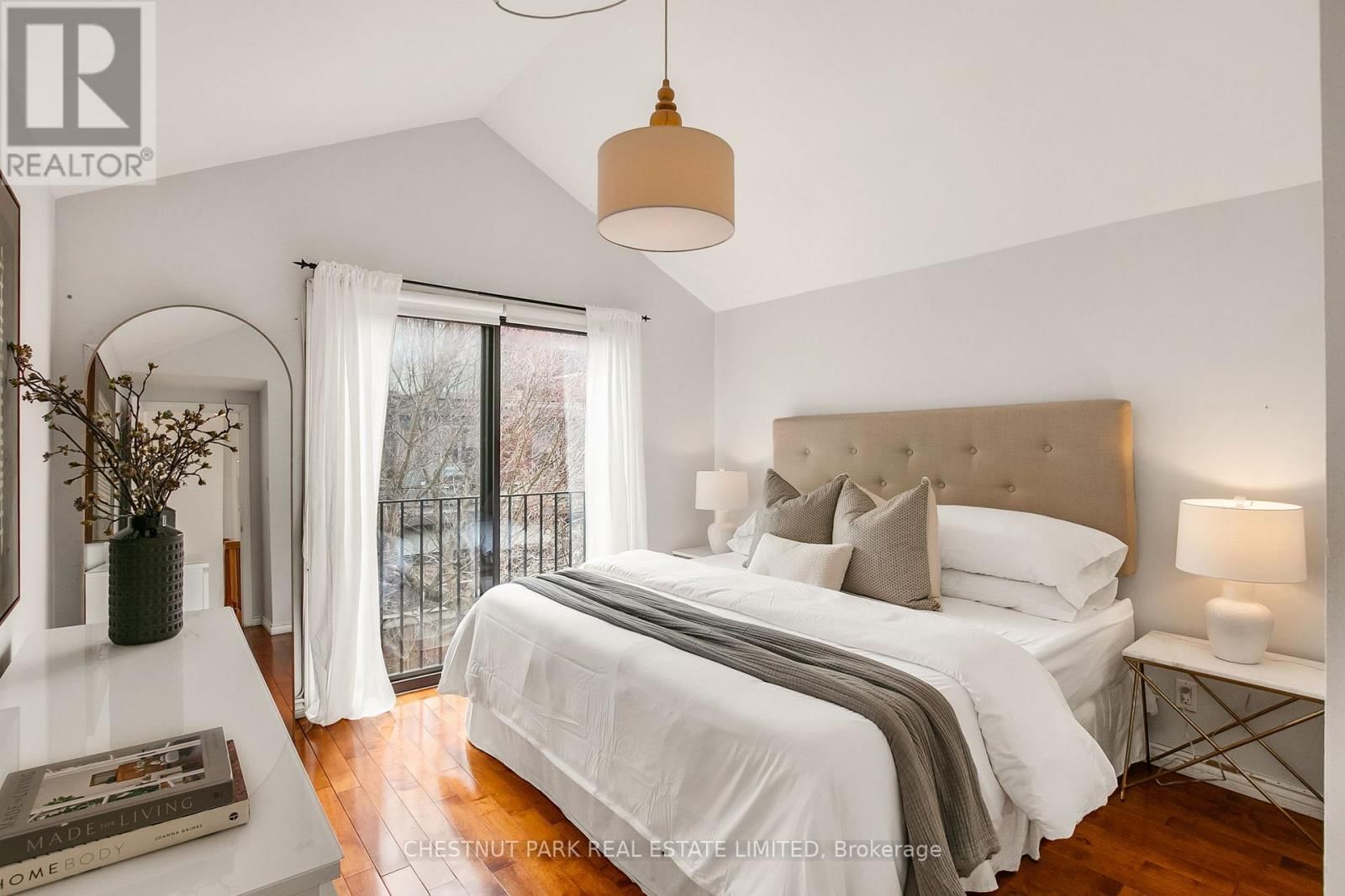 25 BISHOP STREET Image 27