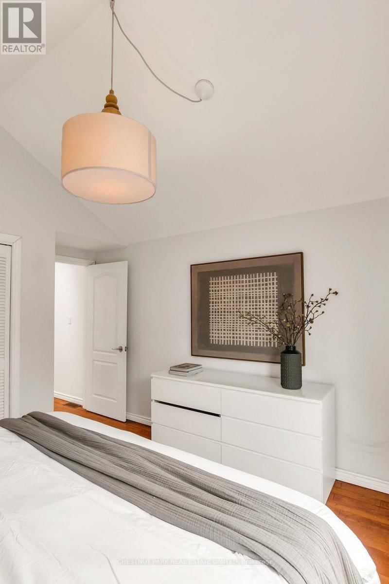 25 BISHOP STREET Image 32