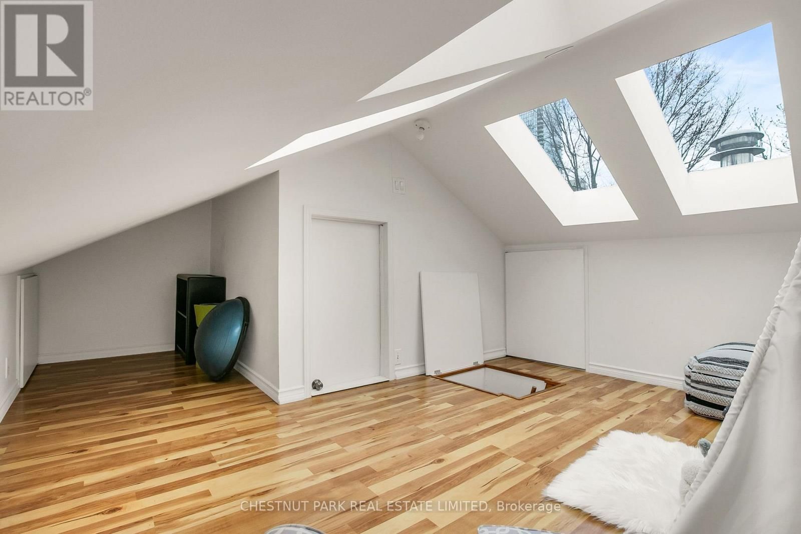 25 BISHOP STREET Image 38