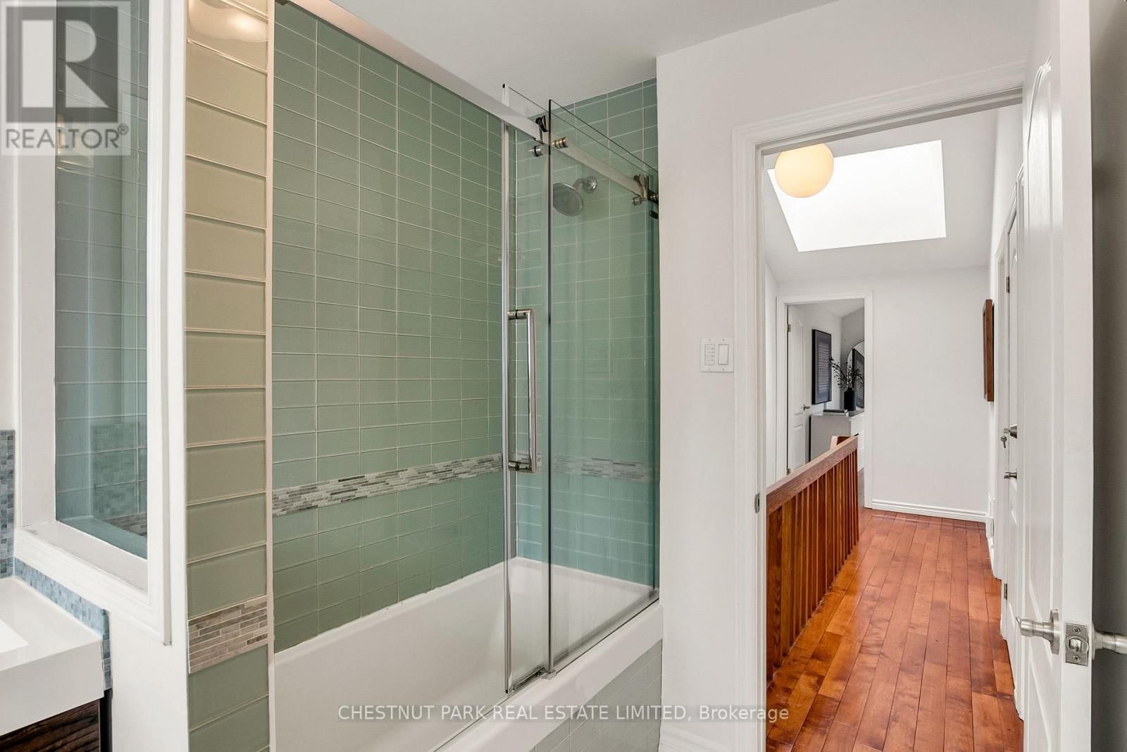 25 BISHOP STREET Image 41