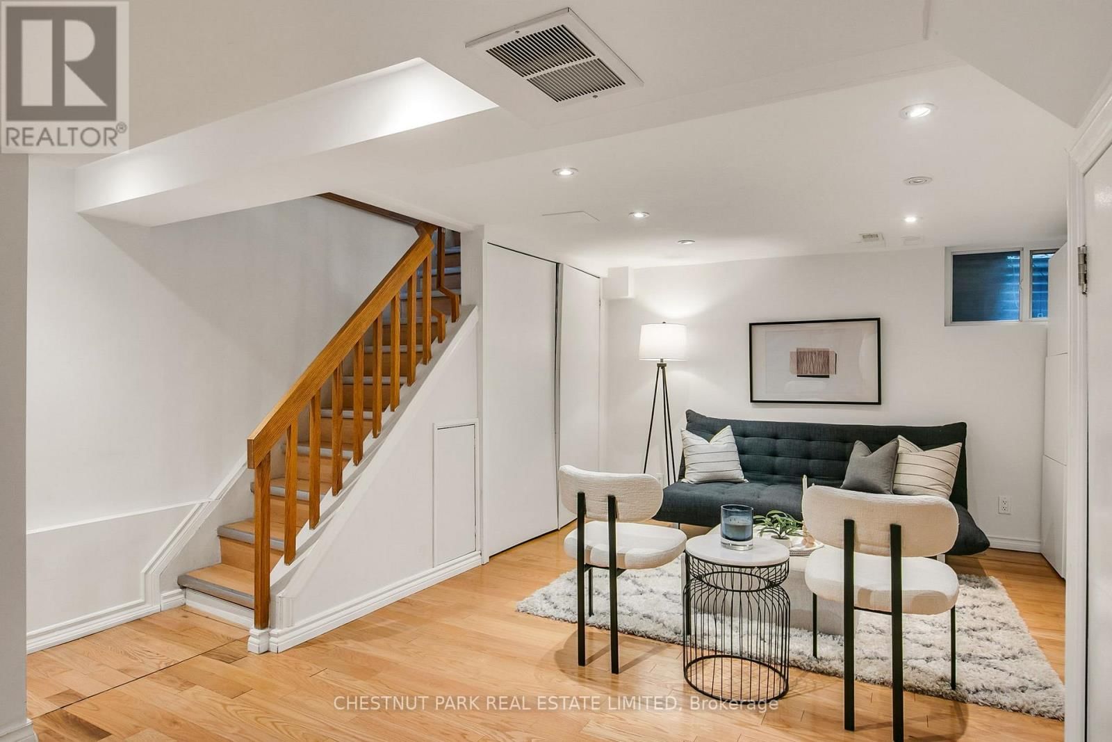 25 BISHOP STREET Image 43