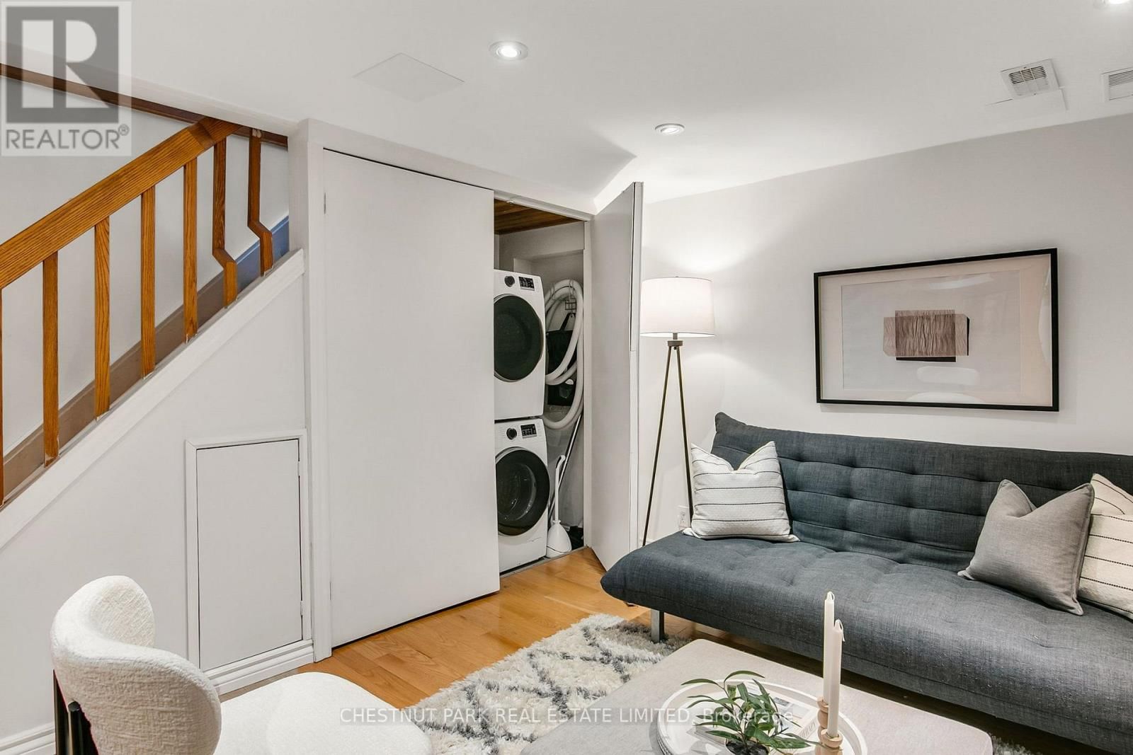 25 BISHOP STREET Image 44