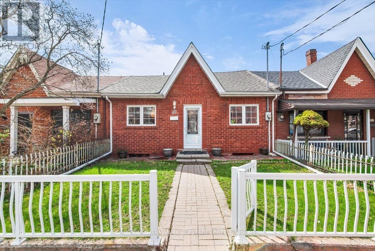 69 ROBINSON STREET Image 1