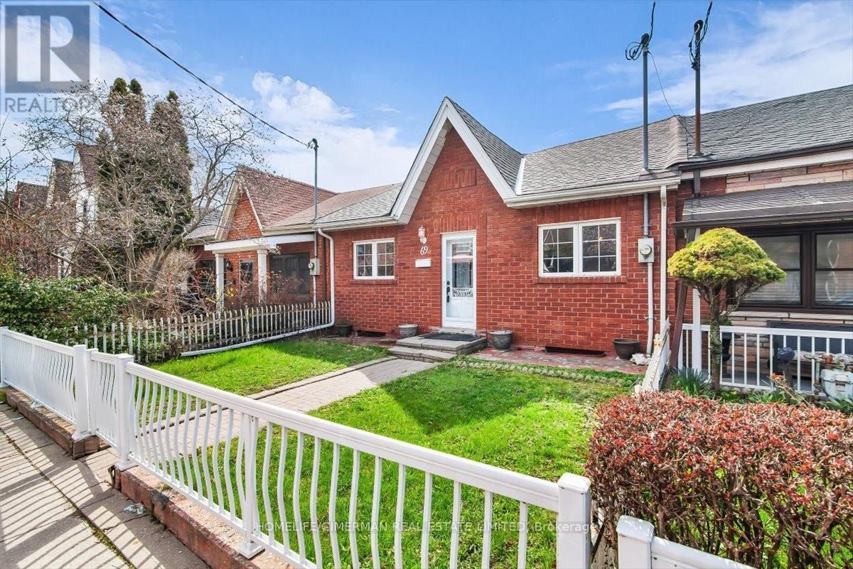 69 ROBINSON STREET Image 2