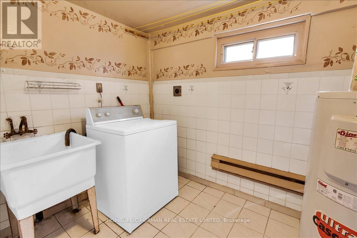 69 ROBINSON STREET Image 23