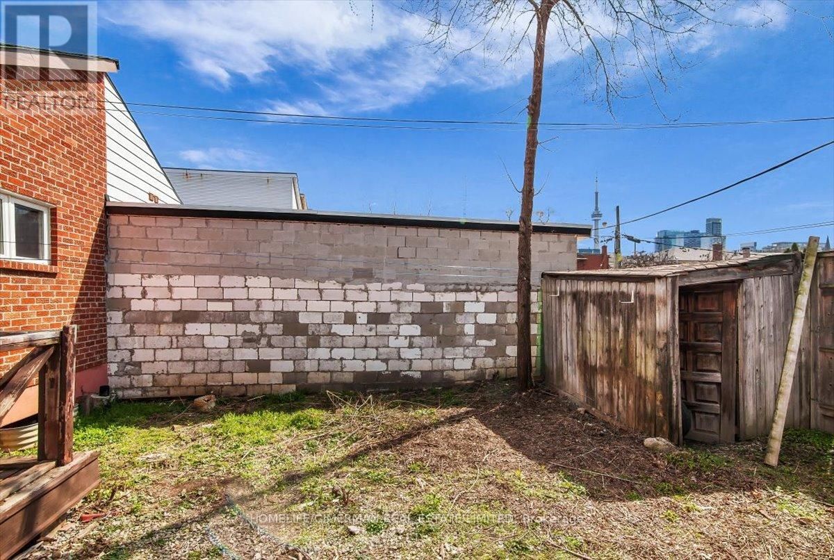 69 ROBINSON STREET Image 27